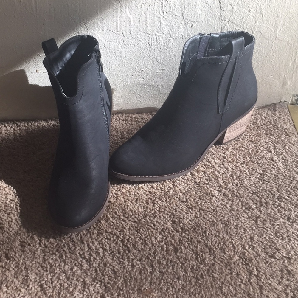 Black Booties